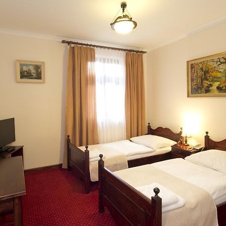 Hotel Retman ทอรูน ภายนอก รูปภาพ
