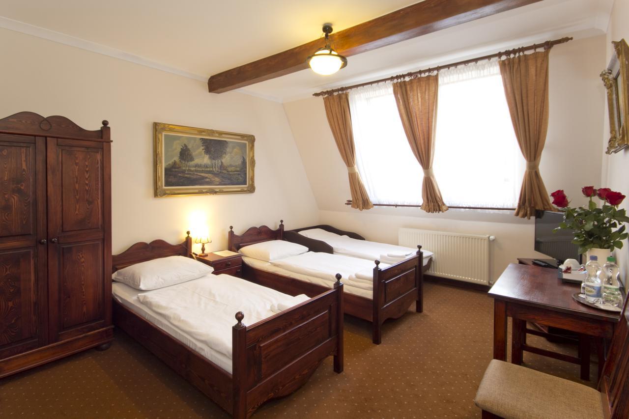 Hotel Retman ทอรูน ภายนอก รูปภาพ