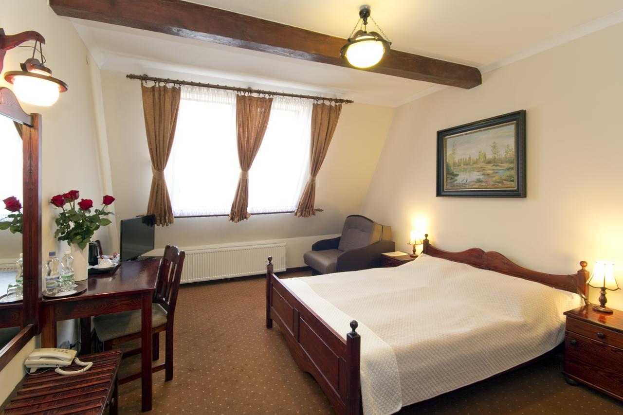 Hotel Retman ทอรูน ภายนอก รูปภาพ